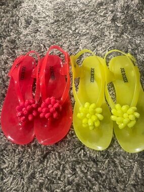 Joe Boxer Girl’s NWOT Beaded Jelly Sandals sz 13/1